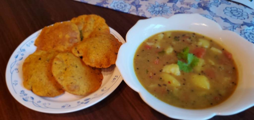Rajasthani Poodi and Bihari Aloo&nbsp;Bhaji
